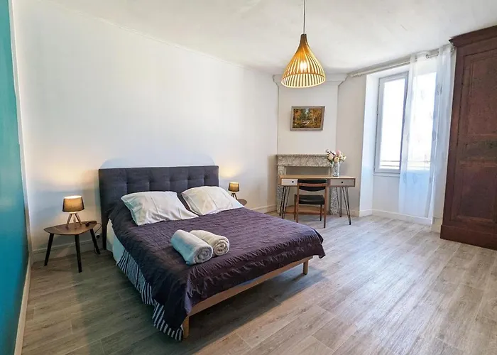 Сasa de vacaciones Maison De Charme 19ème Rénovée Proche Angoulême, Idéale Famille, équipement Complet, Animaux Acceptés - Fr-1-653-181 *